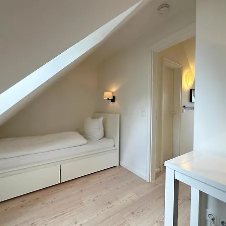 Holiday home Haus Inselglueck Zentral In Westerland