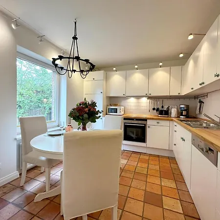 Haus Inselglueck Zentral In Holiday home *